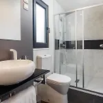 2 Bedroom Awesome Stacaravan In Vabriga 5*