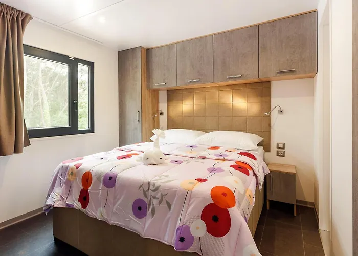 Campingplads Lovely Stacaravan In Vabriga With Wifi 5*
