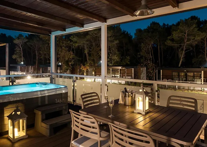 Campingplads Lovely Stacaravan In Vabriga With Wifi