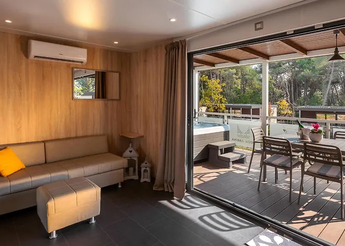 Lovely Stacaravan In Vabriga With Wifi