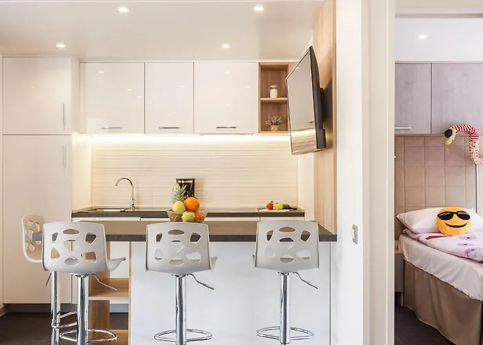 Campingplads Lovely Stacaravan In Vabriga With Wifi Poreč