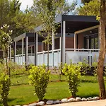 2 Bedroom Awesome Stacaravan In Vabriga