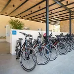 2 Bedroom Awesome Stacaravan In Vabriga 5*