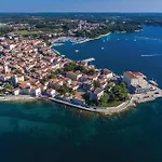 Parque de Campismo 2 Bedroom Awesome Stacaravan In Vabriga Poreč