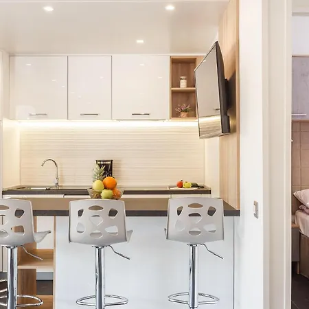 Кемпінг Gorgeous Stacaravan In Vabriga With Wifi Пореч