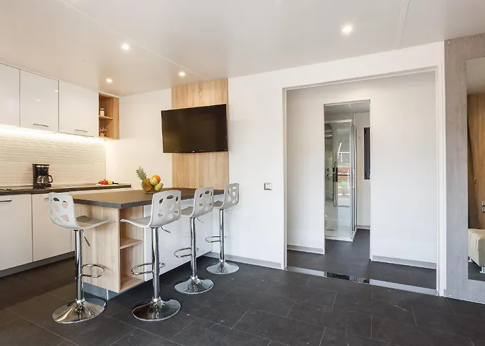 营地 Lovely Stacaravan In Vabriga With Wifi 波雷奇